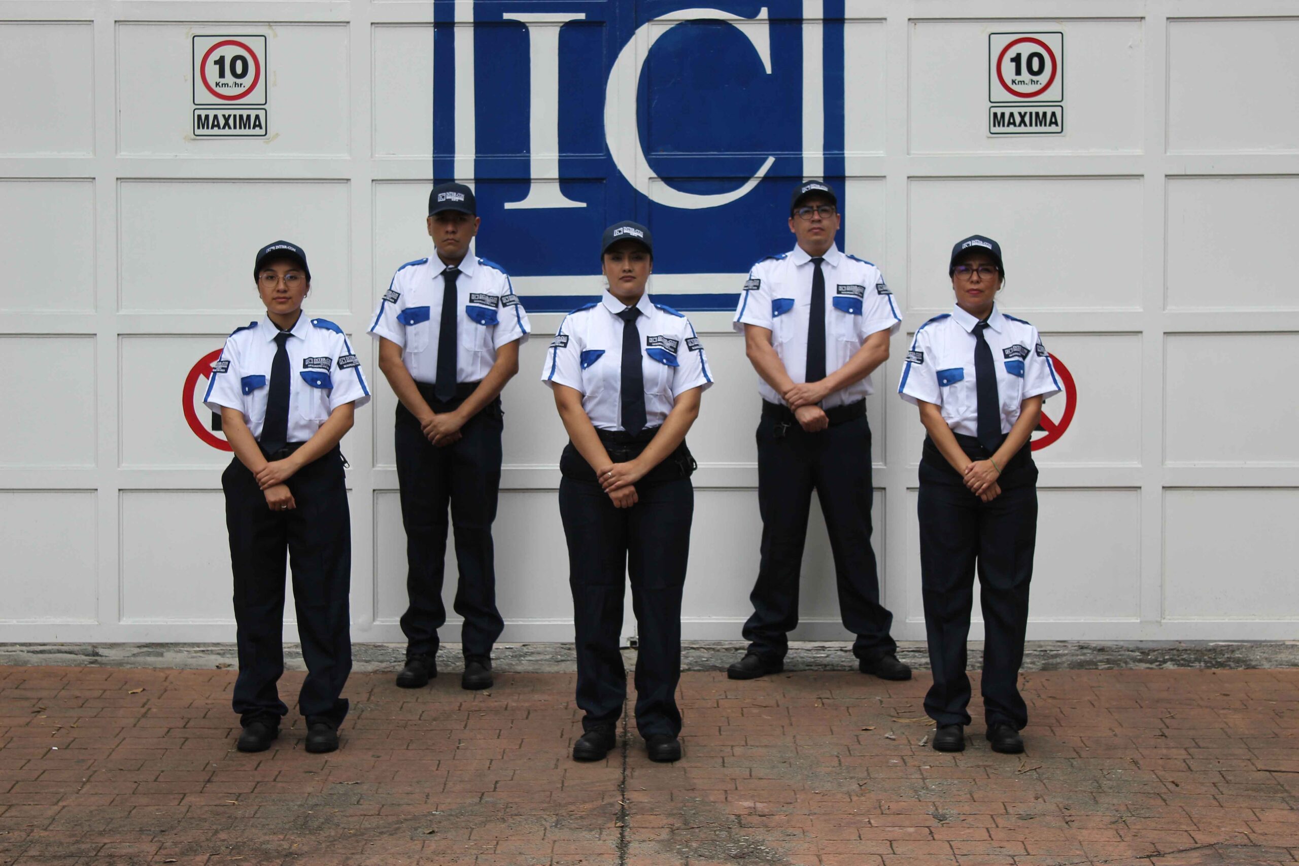 Los oficiales de seguridad son lo más importante para nosotros, porque sabemos que son el rostro de Inter-Con frente al cliente. Por eso reconocemos su labor, esfuerzo y dedicación constante.